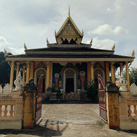 Family Batcave Homestay Battambang Zewnętrze zdjęcie