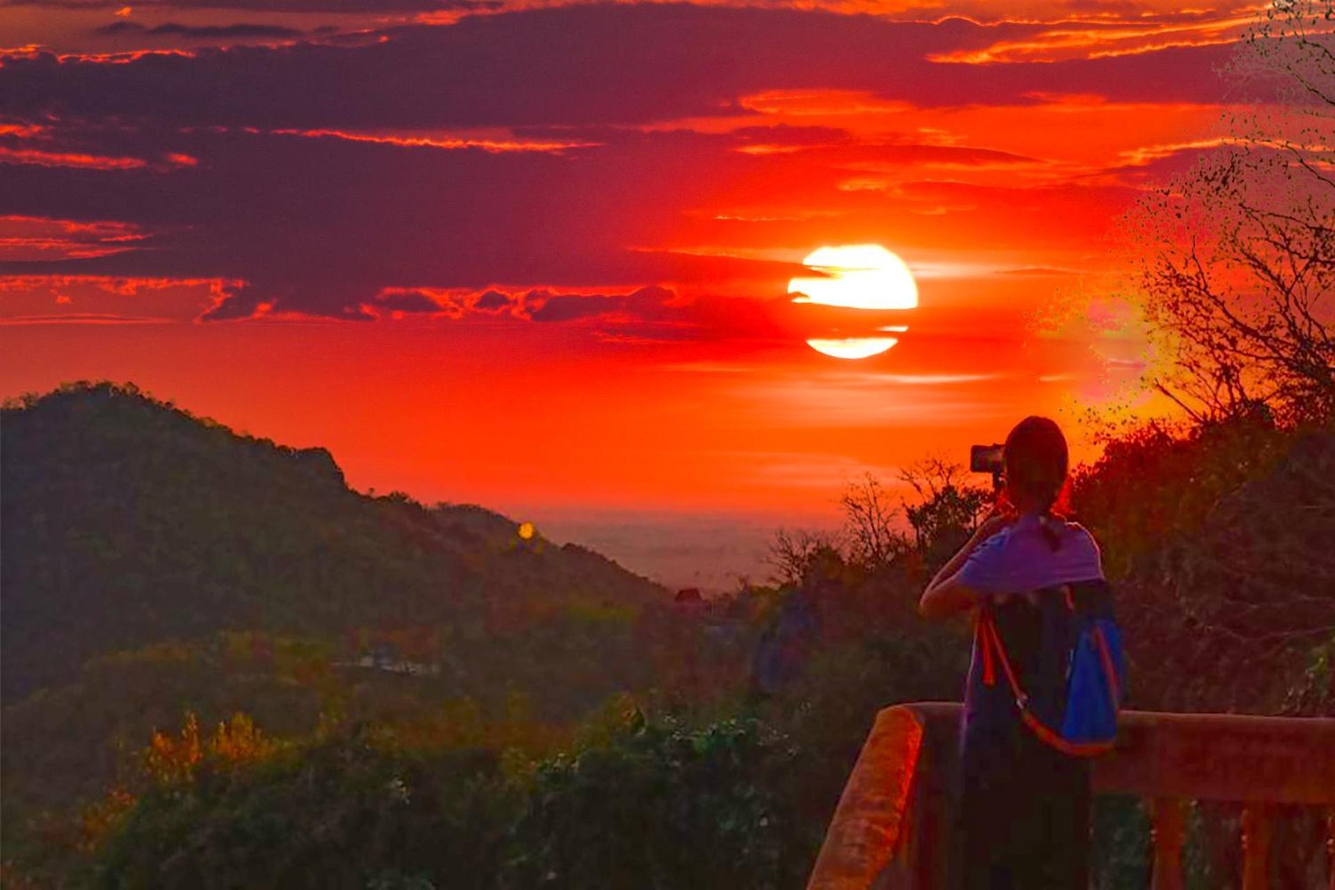 Family Batcave Homestay Battambang Zewnętrze zdjęcie
