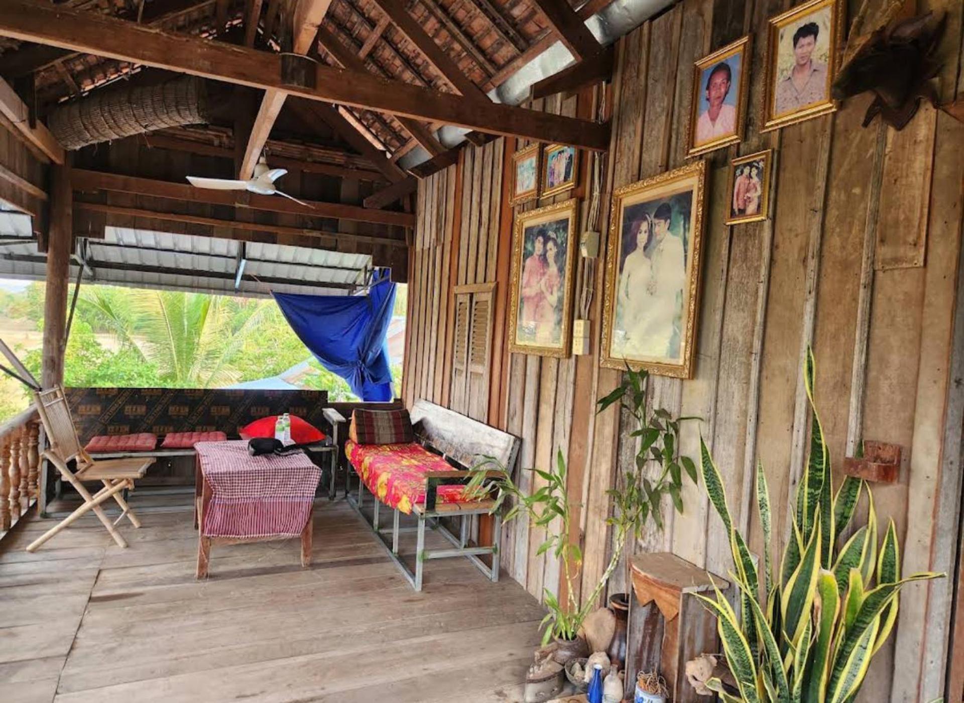 Family Batcave Homestay Battambang Zewnętrze zdjęcie