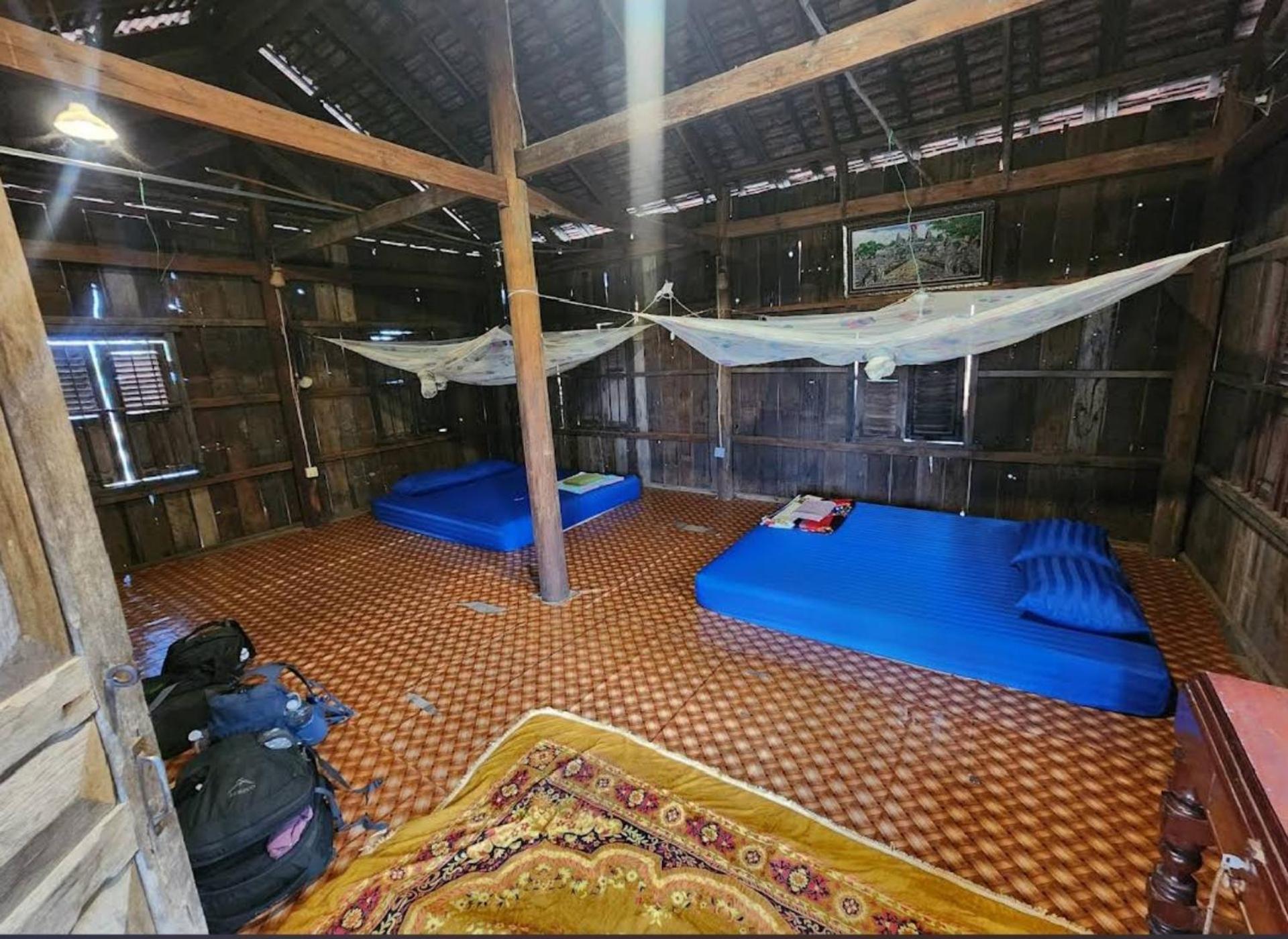 Family Batcave Homestay Battambang Zewnętrze zdjęcie