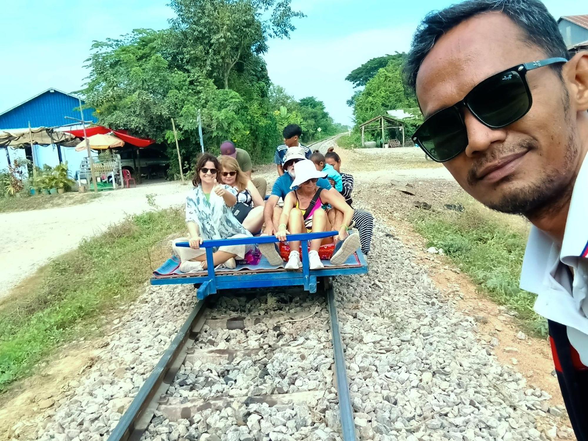 Family Batcave Homestay Battambang Zewnętrze zdjęcie