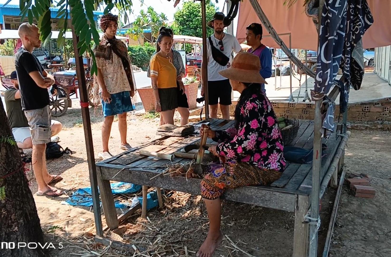 Family Batcave Homestay Battambang Zewnętrze zdjęcie