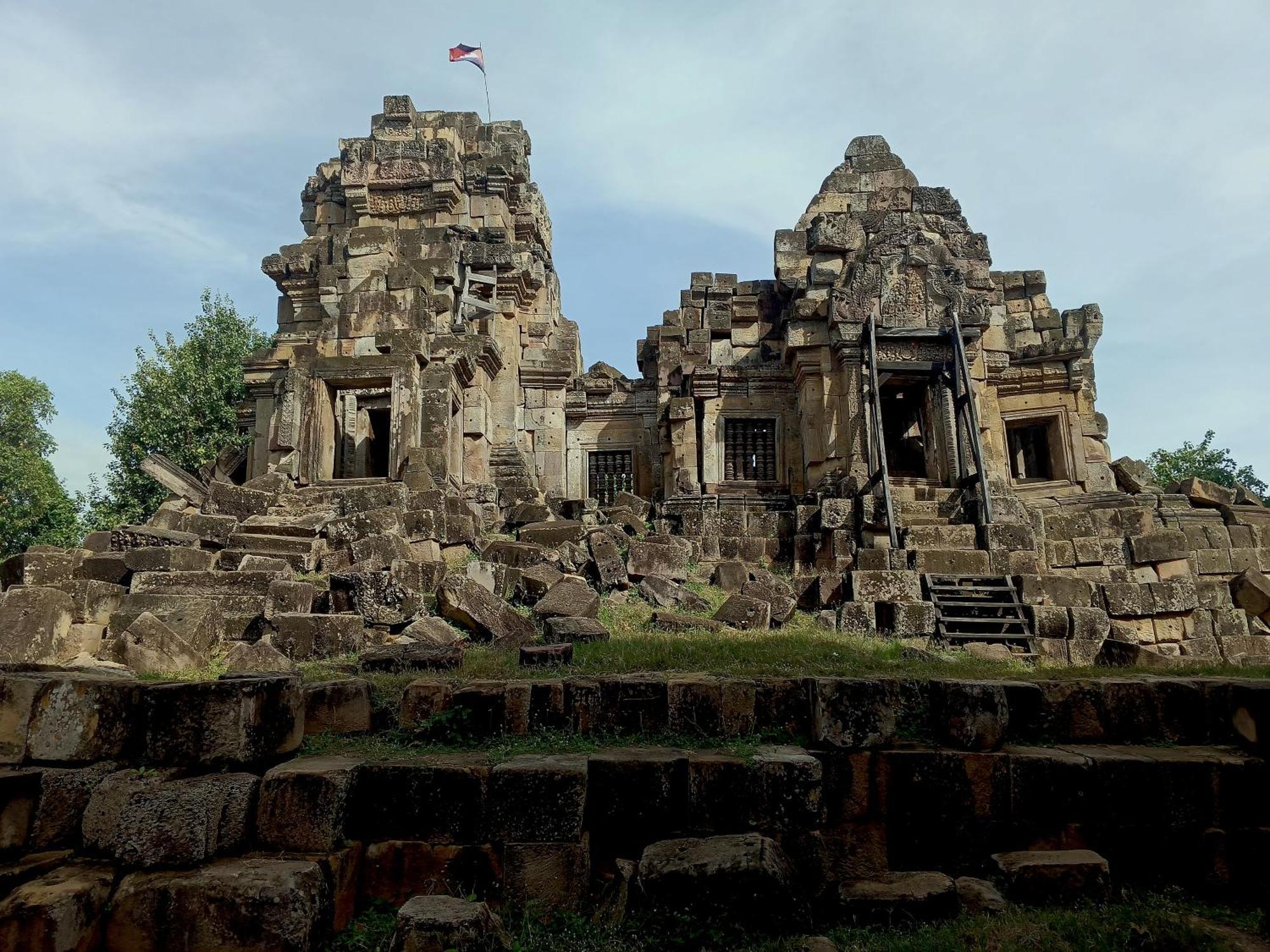 Family Batcave Homestay Battambang Zewnętrze zdjęcie