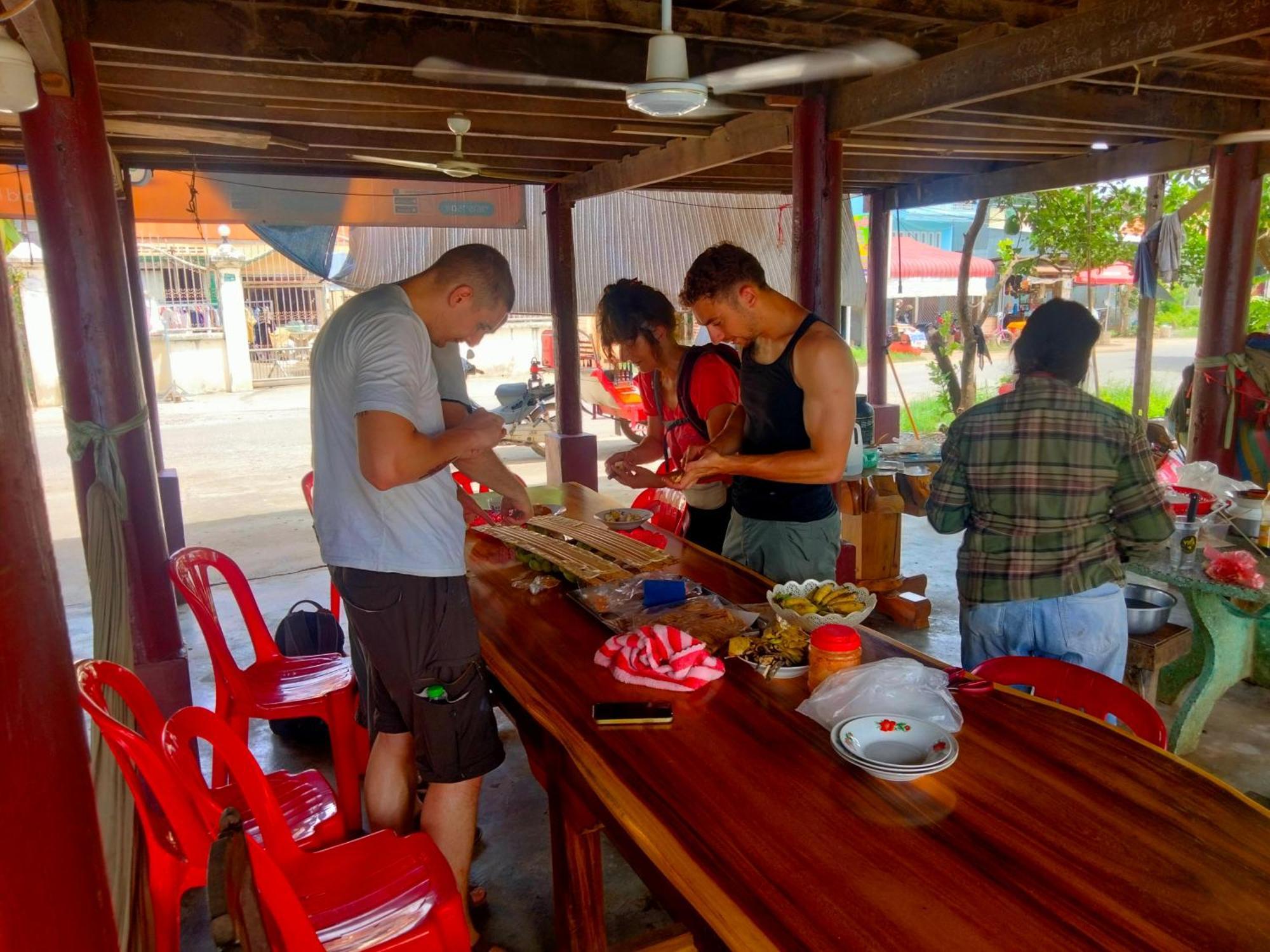 Family Batcave Homestay Battambang Zewnętrze zdjęcie