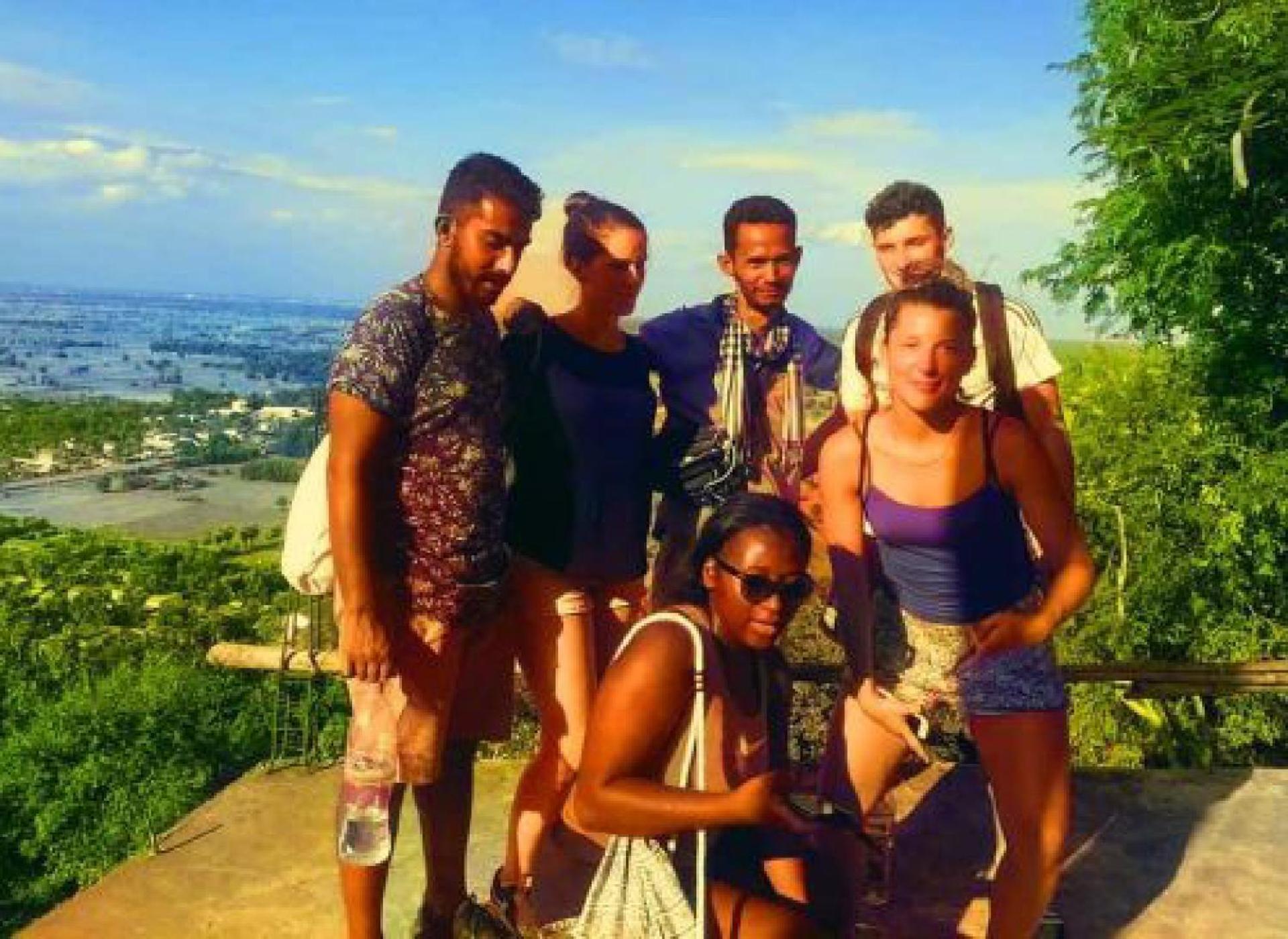 Family Batcave Homestay Battambang Zewnętrze zdjęcie